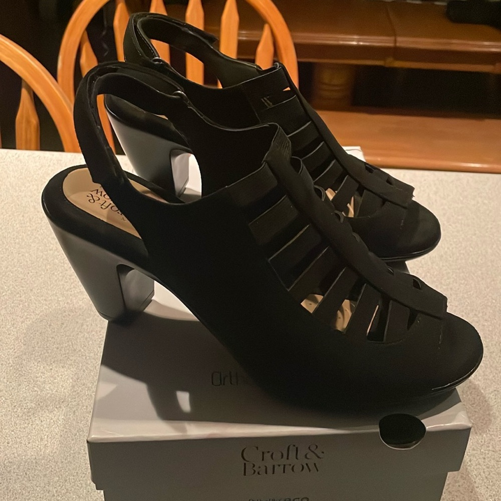 Croft and Barrow Black pump suede sandals size 10 with Ortho-lite Eco
